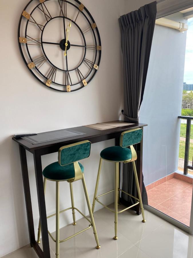 Trio Gems Condo, Pattaya Thailand Jomtien Beach Buitenkant foto