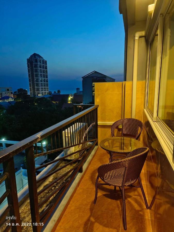 Trio Gems Condo, Pattaya Thailand Jomtien Beach Buitenkant foto