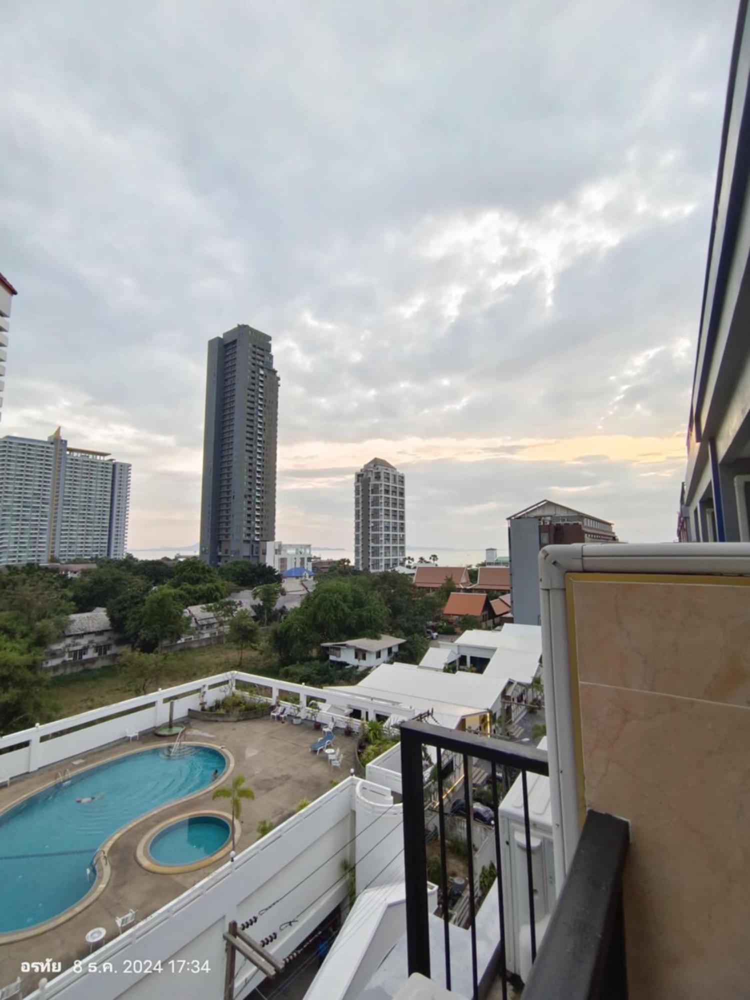 Trio Gems Condo, Pattaya Thailand Jomtien Beach Buitenkant foto